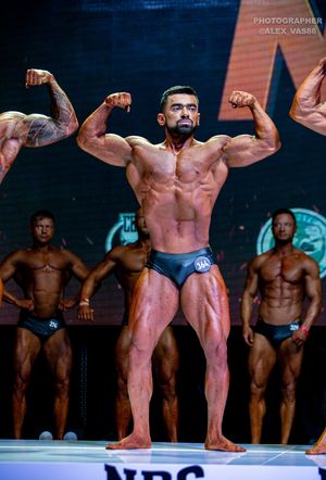 CLASSIC PHYSIQUE НОВИЧКИ